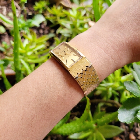 Vintage Regency 17 Jewels Classic Gold Watch - Picture 7 of 9